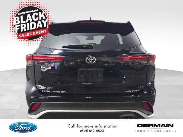 used 2022 Toyota Highlander car, priced at $36,534