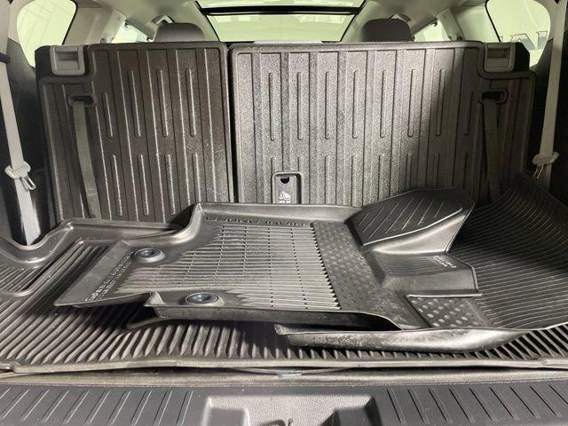 used 2021 Toyota Highlander car, priced at $31,995