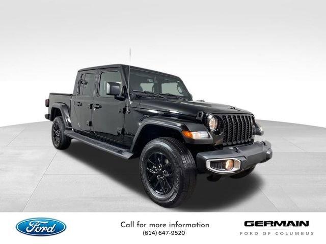 used 2022 Jeep Gladiator car, priced at $31,411