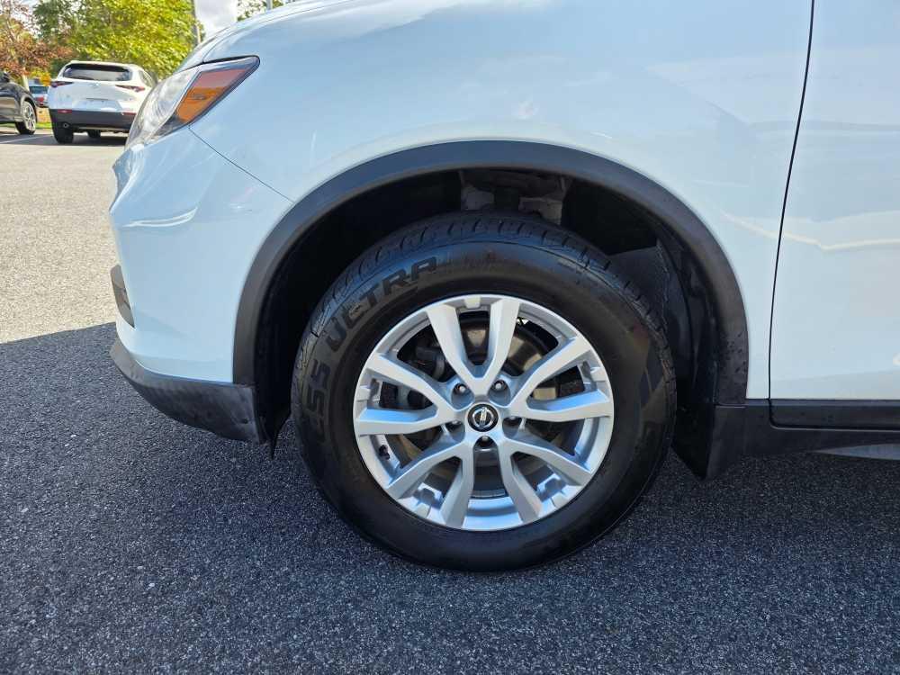 used 2017 Nissan Rogue car, priced at $12,997