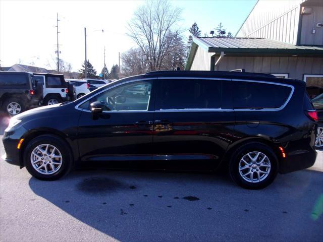 used 2022 Chrysler Pacifica car, priced at $24,995