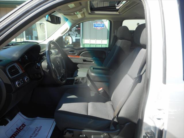 used 2012 Chevrolet Avalanche car, priced at $9,995