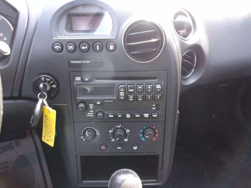 used 2007 Pontiac Grand Prix car, priced at $3,495
