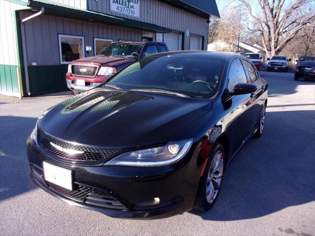 used 2016 Chrysler 200 car, priced at $10,995