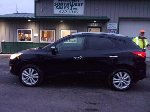 used 2012 Hyundai Tucson car, priced at $9,995