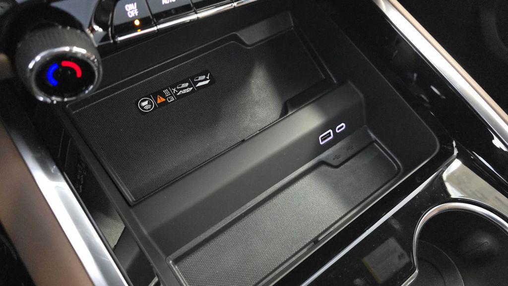 new 2025 Chevrolet Suburban car, priced at $91,126