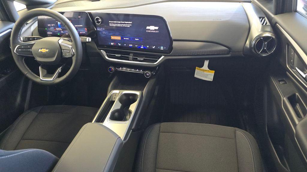 new 2026 Chevrolet Equinox EV car, priced at $33,604