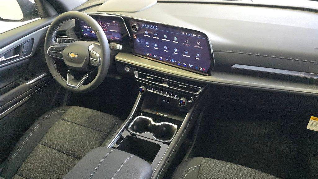 new 2026 Chevrolet Traverse car, priced at $43,943