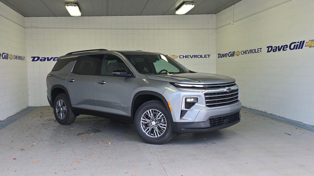 new 2026 Chevrolet Traverse car, priced at $43,943
