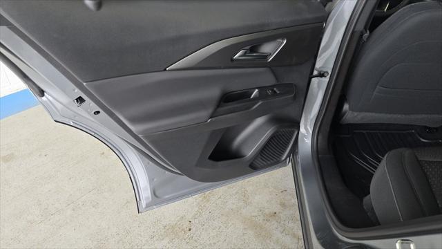 new 2025 Chevrolet Equinox EV car, priced at $37,778