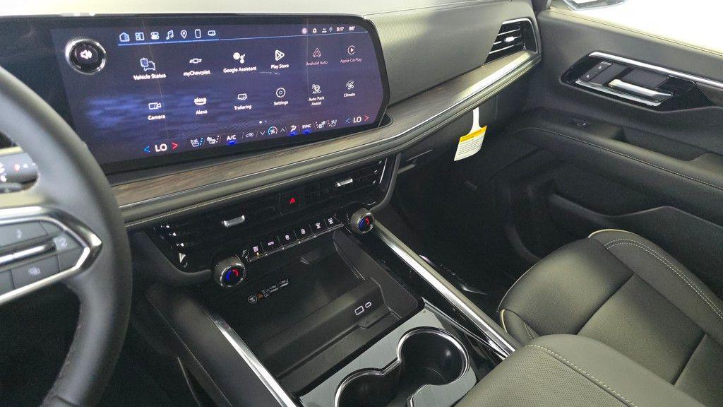 new 2025 Chevrolet Suburban car, priced at $78,998