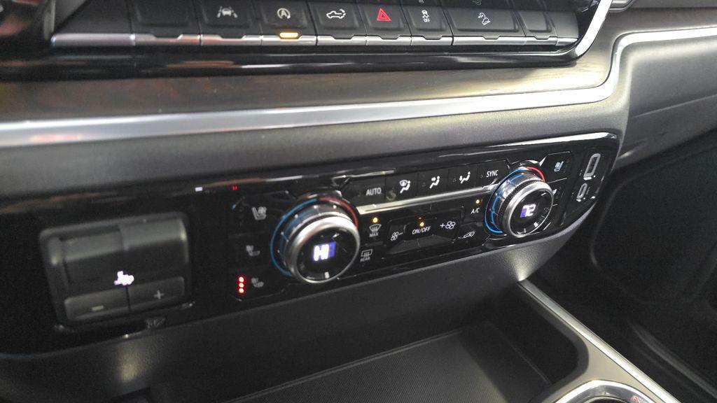 used 2022 GMC Sierra 1500 car, priced at $36,660