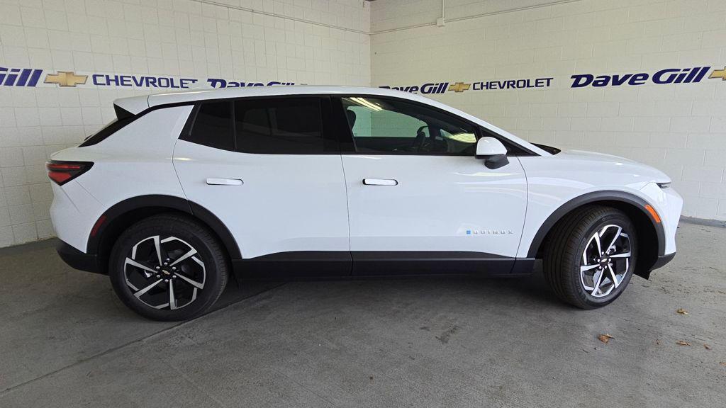 new 2026 Chevrolet Equinox EV car, priced at $33,159