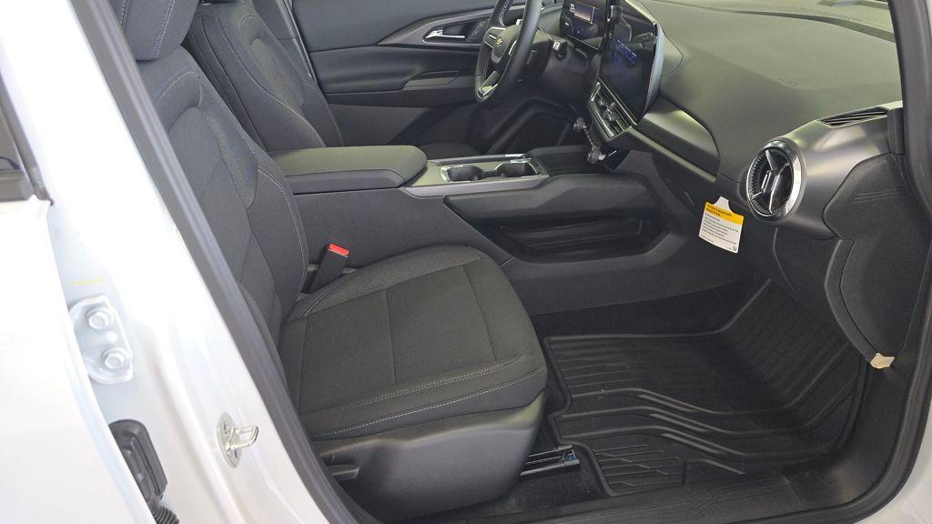 new 2026 Chevrolet Equinox EV car, priced at $33,159