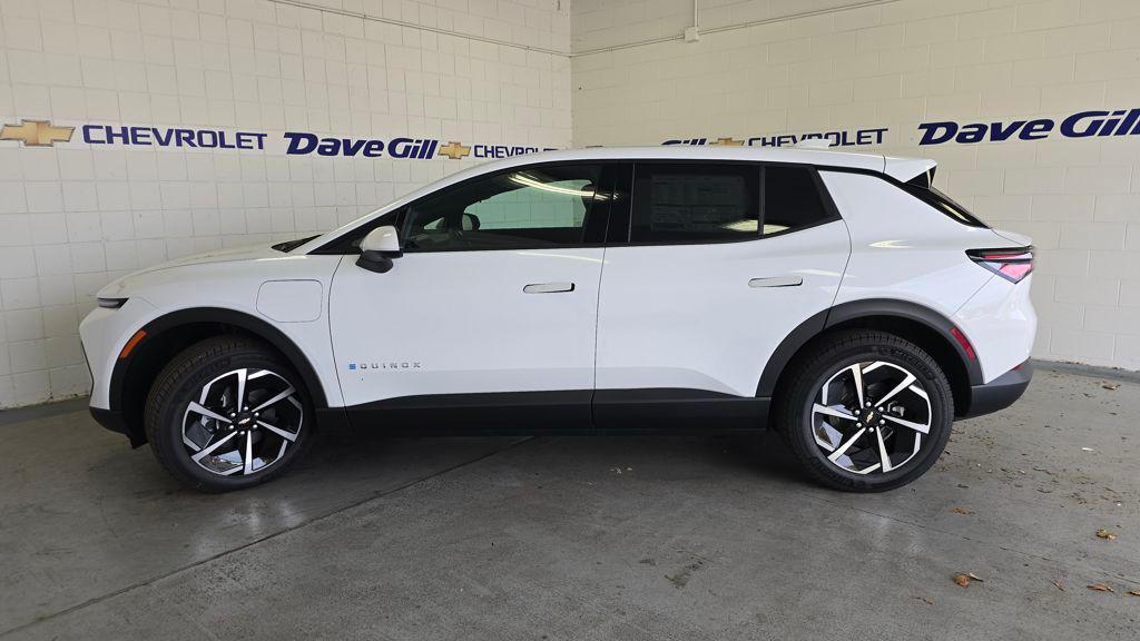 new 2026 Chevrolet Equinox EV car, priced at $33,159