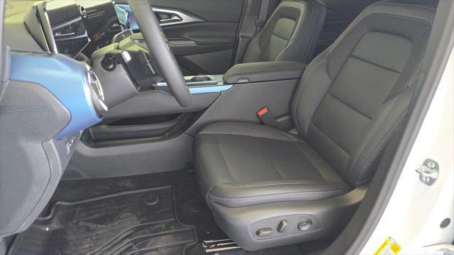 new 2025 Chevrolet Equinox EV car, priced at $41,655