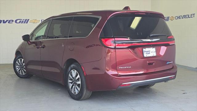 used 2022 Chrysler Pacifica Hybrid car, priced at $29,525