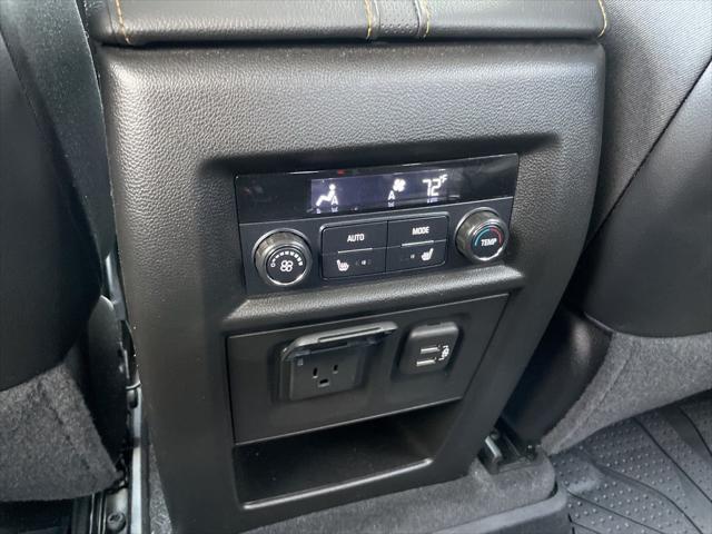 used 2021 Chevrolet Traverse car, priced at $31,525