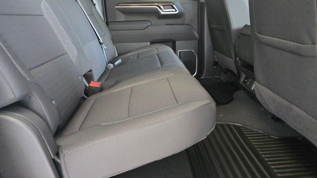 new 2025 Chevrolet Silverado 1500 car, priced at $50,951