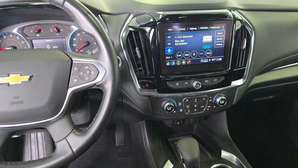 used 2023 Chevrolet Traverse car, priced at $29,995