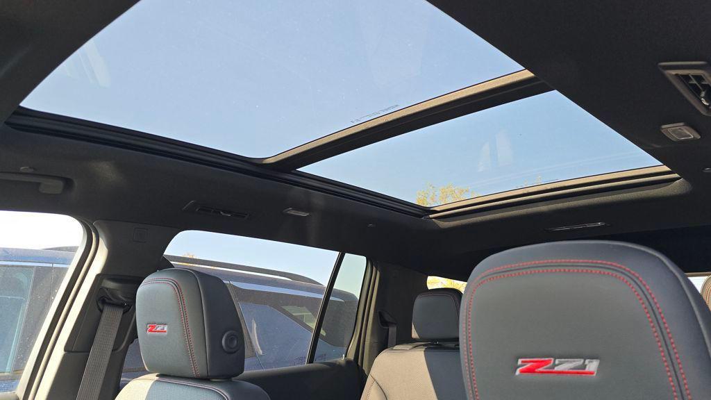 new 2026 Chevrolet Traverse car, priced at $55,314