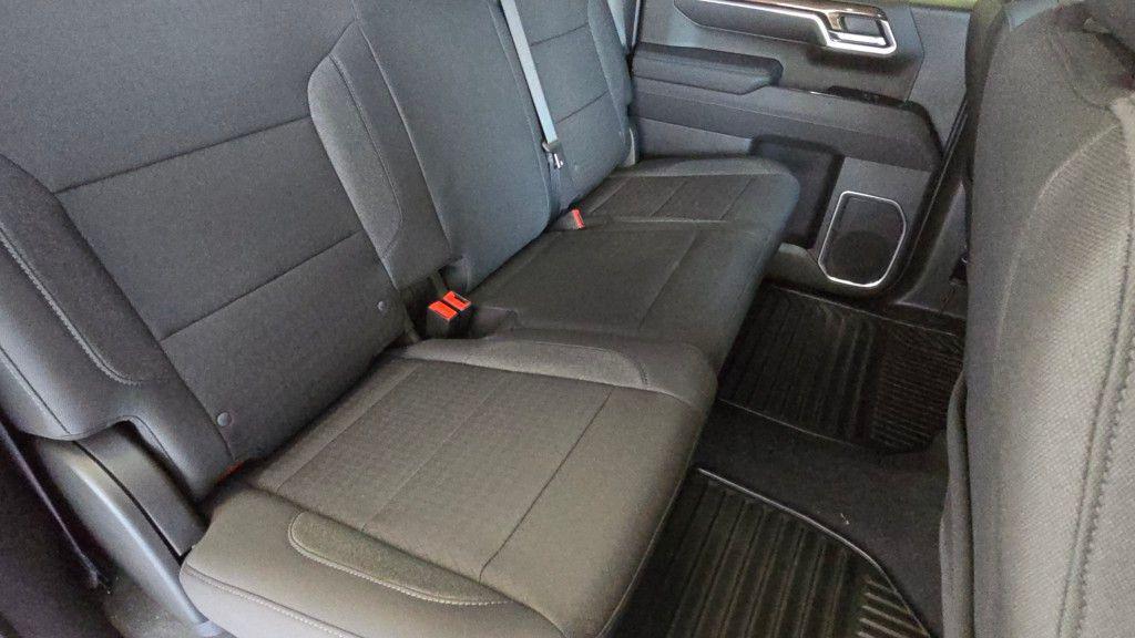 new 2025 Chevrolet Silverado 1500 car, priced at $52,595