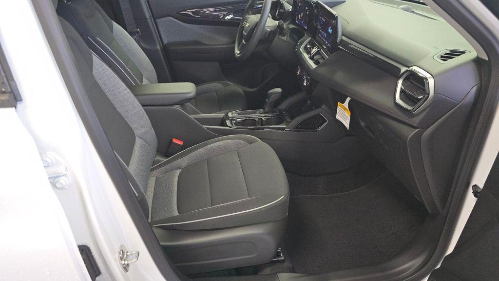 new 2026 Chevrolet TrailBlazer car, priced at $26,365