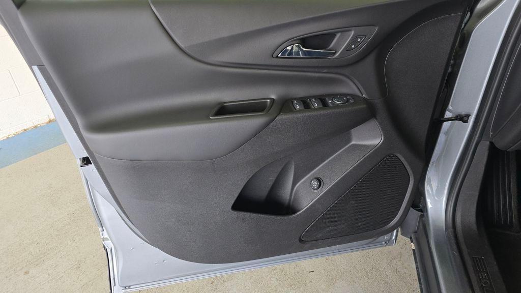 used 2024 Chevrolet Equinox car, priced at $22,325