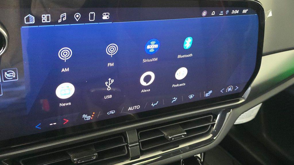 new 2025 Chevrolet Equinox EV car, priced at $44,705