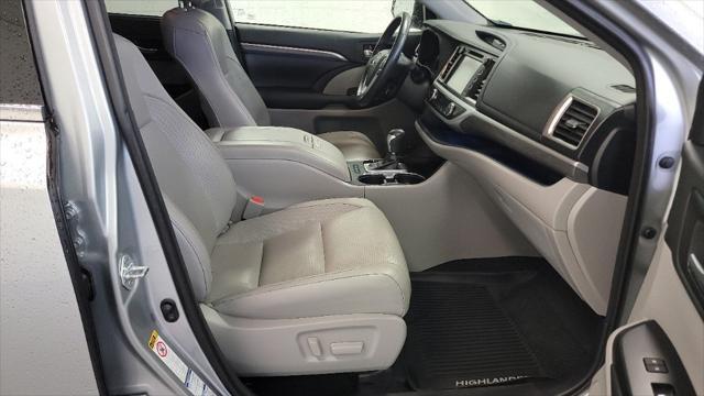 used 2018 Toyota Highlander car, priced at $29,459