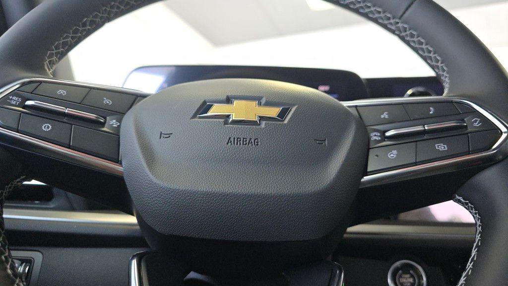 new 2025 Chevrolet Traverse car, priced at $41,565