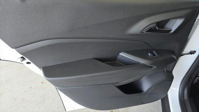 new 2025 Chevrolet Trax car, priced at $26,955
