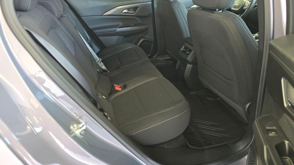 new 2026 Chevrolet Equinox EV car, priced at $33,784