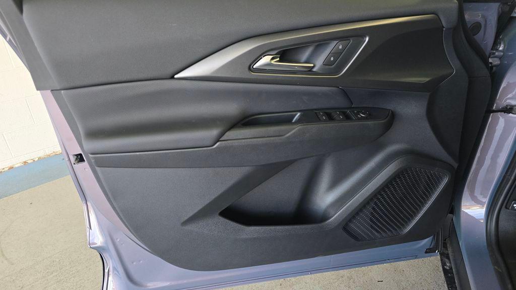 new 2026 Chevrolet Equinox EV car, priced at $33,784