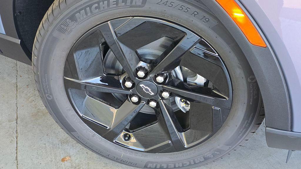 new 2026 Chevrolet Equinox EV car, priced at $33,784