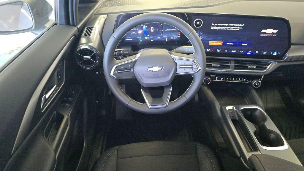 new 2026 Chevrolet Equinox EV car, priced at $33,784