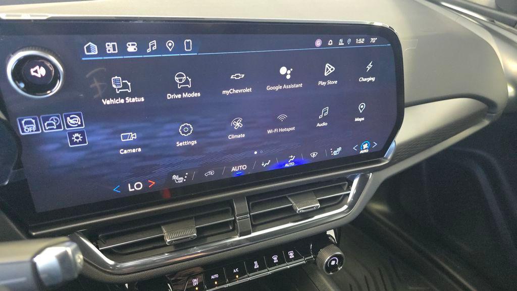 new 2026 Chevrolet Equinox EV car, priced at $33,784