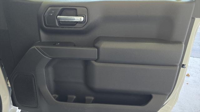 new 2025 Chevrolet Silverado 1500 car, priced at $43,855