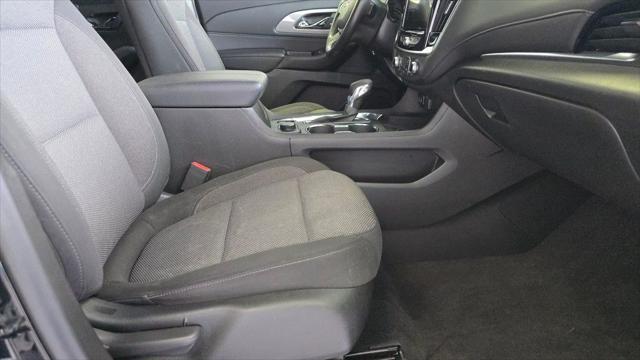 used 2023 Chevrolet Traverse car, priced at $28,995