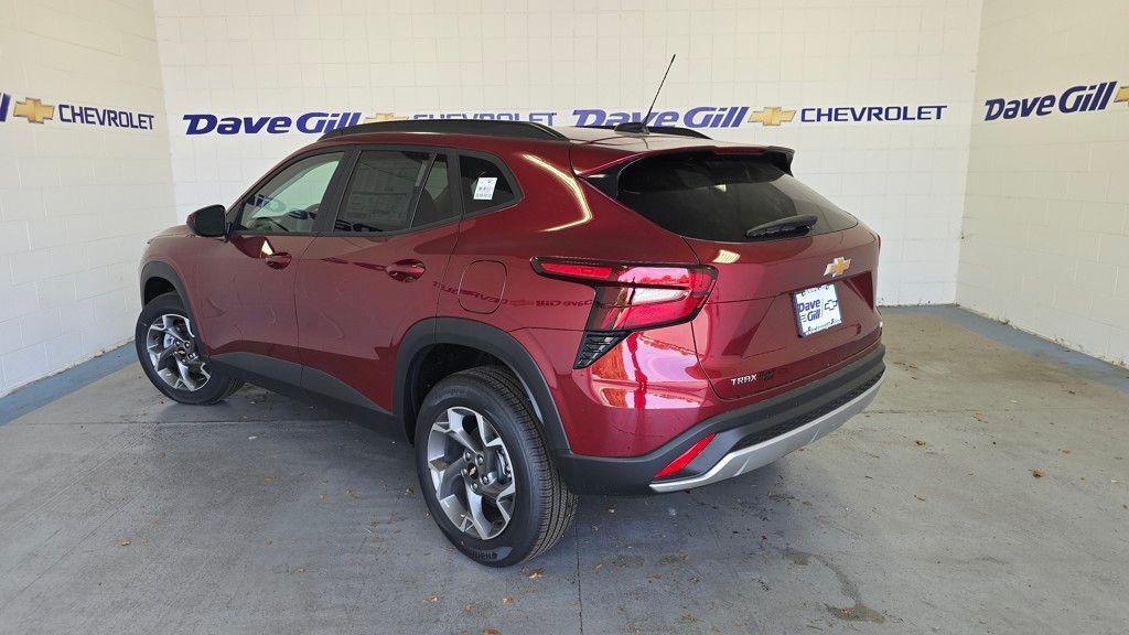 new 2025 Chevrolet Trax car, priced at $23,854