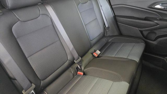 new 2025 Chevrolet Trax car, priced at $24,095
