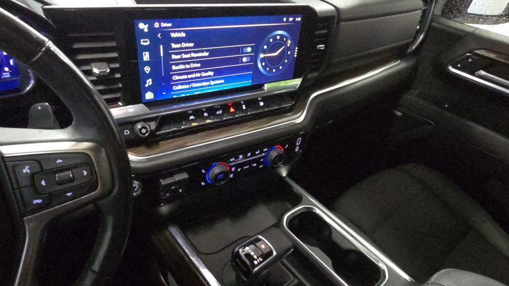 used 2022 Chevrolet Silverado 1500 car, priced at $44,876