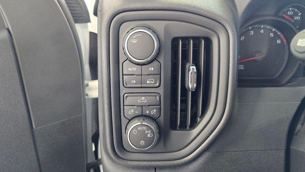 new 2025 Chevrolet Silverado 1500 car, priced at $42,437