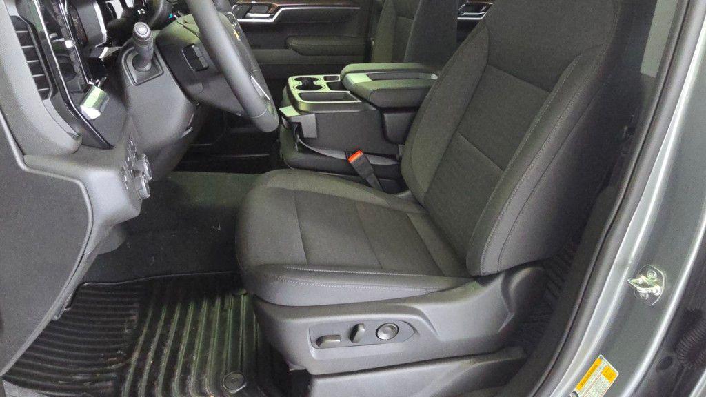 new 2026 Chevrolet Silverado 1500 car, priced at $56,195