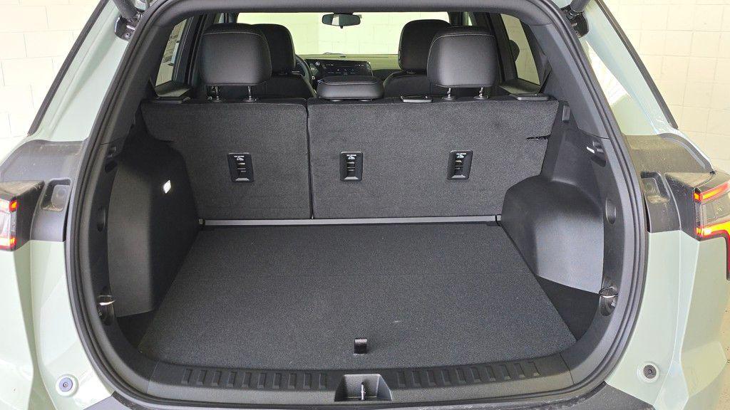 new 2026 Chevrolet Equinox car, priced at $31,079