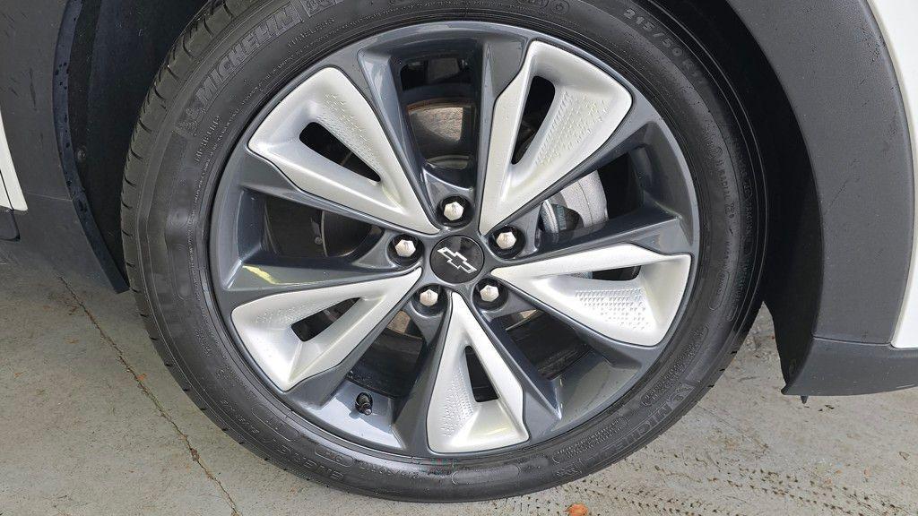 used 2022 Chevrolet Bolt EUV car, priced at $21,895