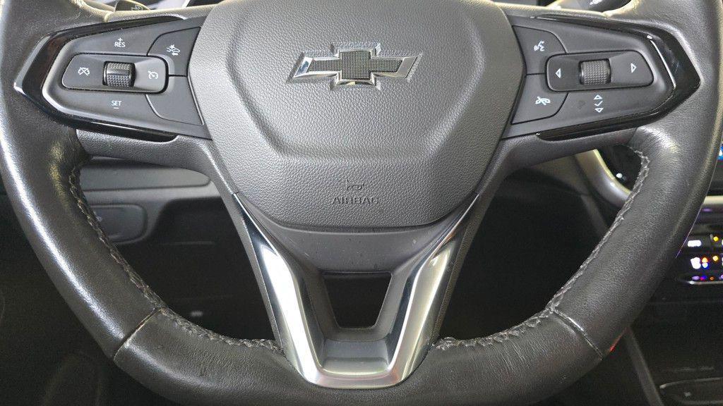 used 2022 Chevrolet Bolt EUV car, priced at $21,895