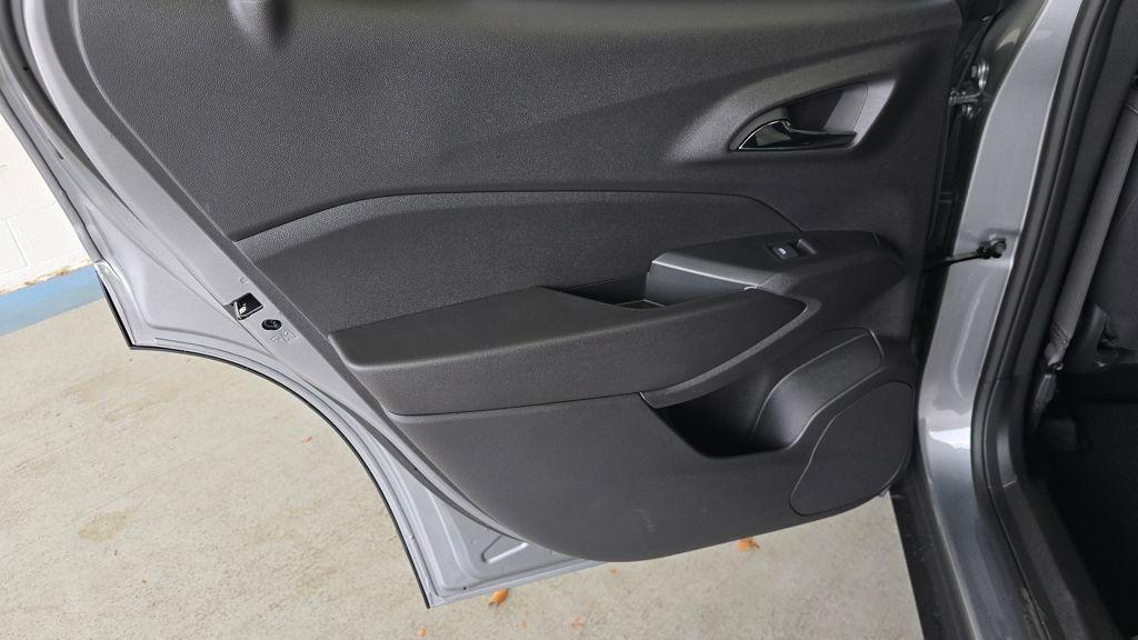 new 2025 Chevrolet Trax car, priced at $22,988