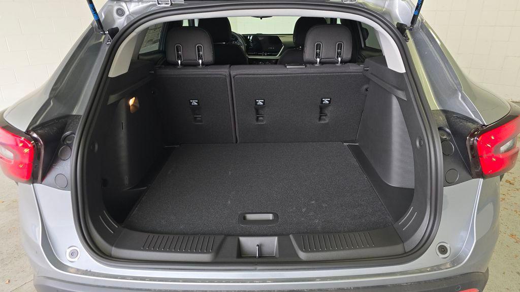 new 2025 Chevrolet Trax car, priced at $22,988
