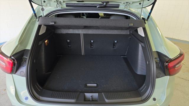 new 2025 Chevrolet Trax car, priced at $26,955